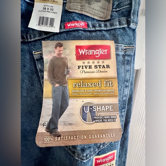NWT WRANGLER® FIVE STAR PREMIUM DENIM RELAXED FIT JEAN IN VINTAGE 38 X 32 - Picture 7 of 8